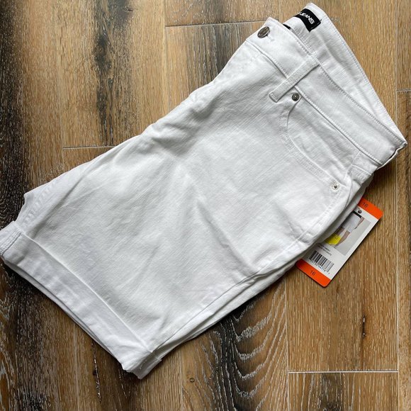 DKNY White Bermuda Shorts, Cotton Blend, 16, NWT - Picture 8 of 9